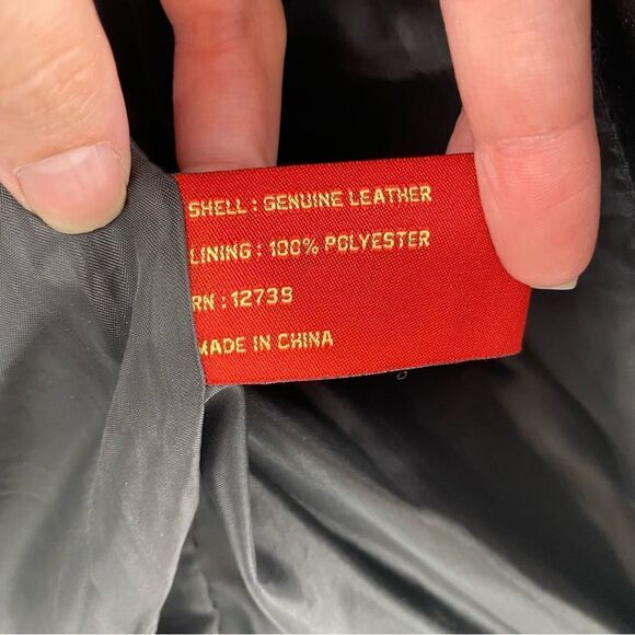 Max USA Women’s Zipper Closing Black Leather Jacket size L - Picture 3 of 4